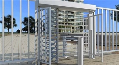 Cổng có chiều cao đầy đủ
